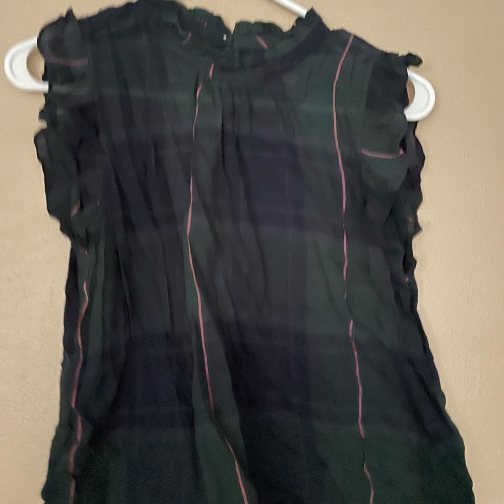 Isabella Sanders sleeveless plaid top